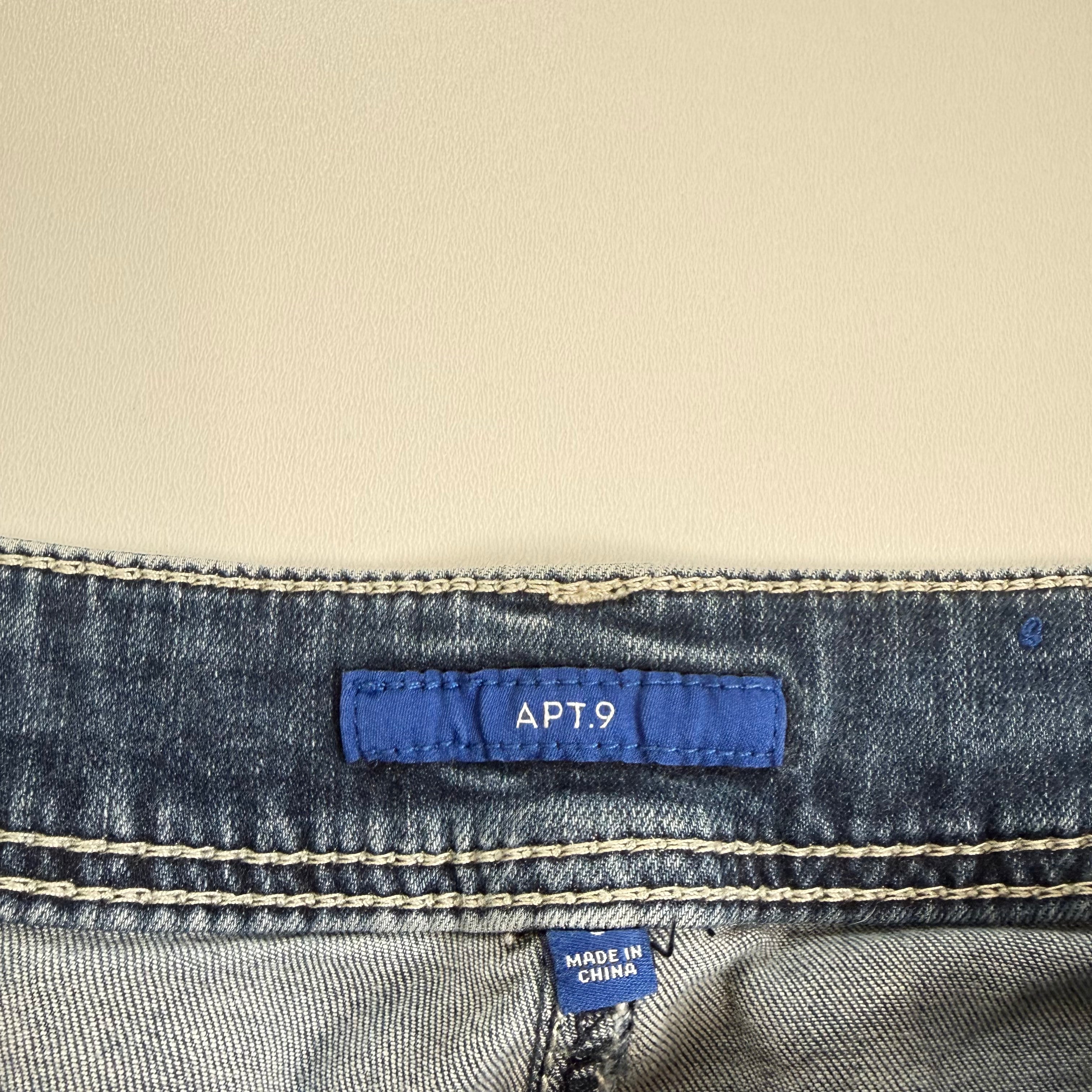 Vintage Y2K embellished flare jeans size S