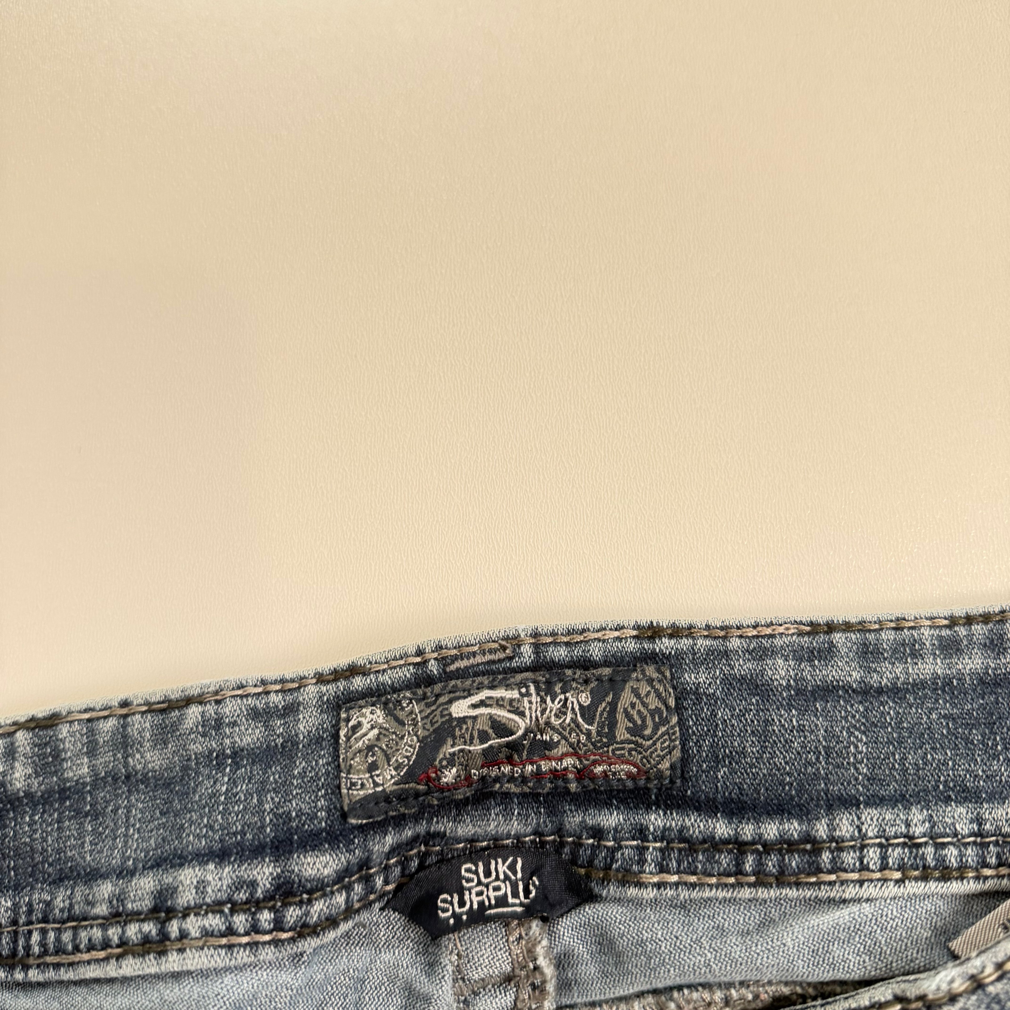 Vintage Y2K low rise flare jeans size S