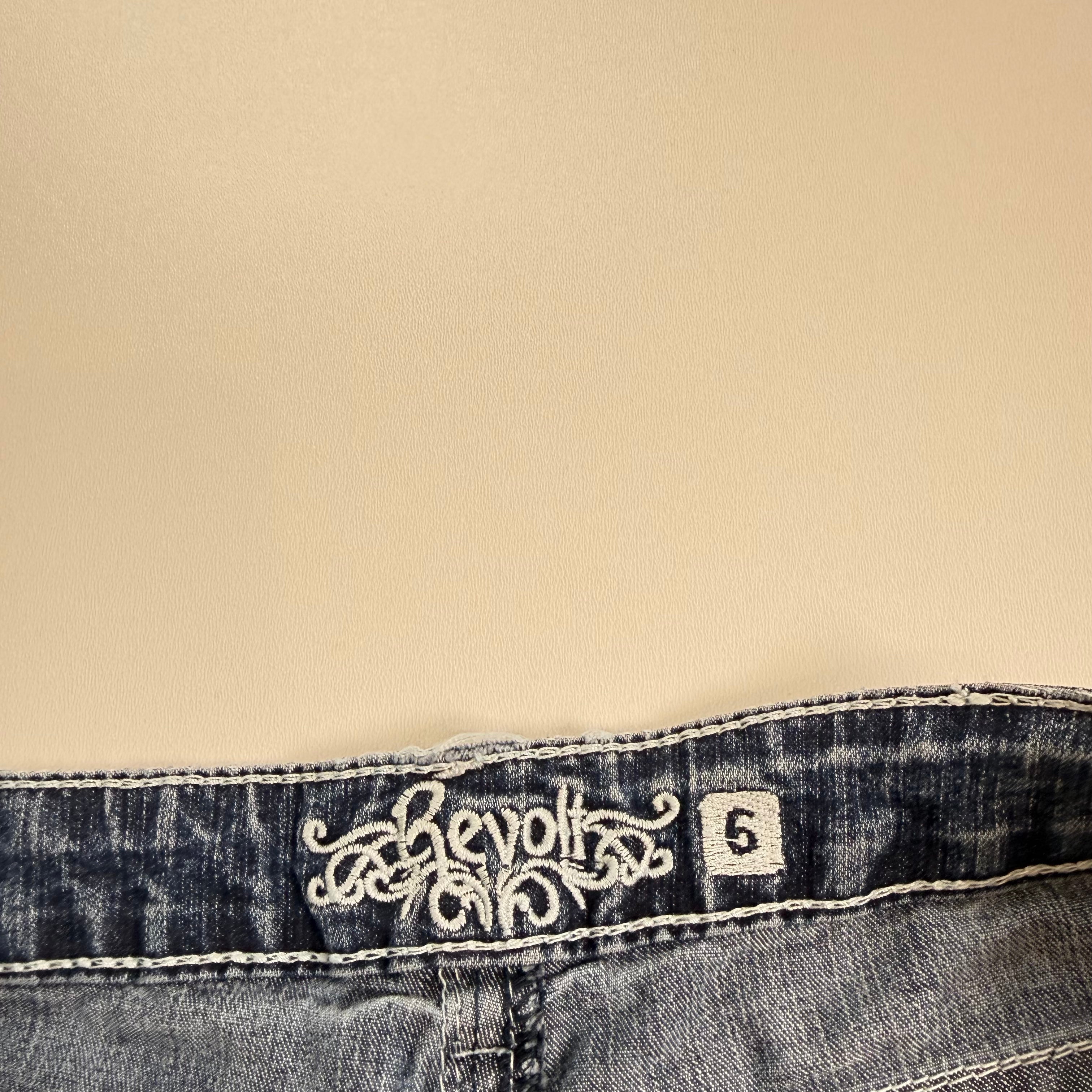 Vintage Y2K embroidered low rise flare jeans size XS