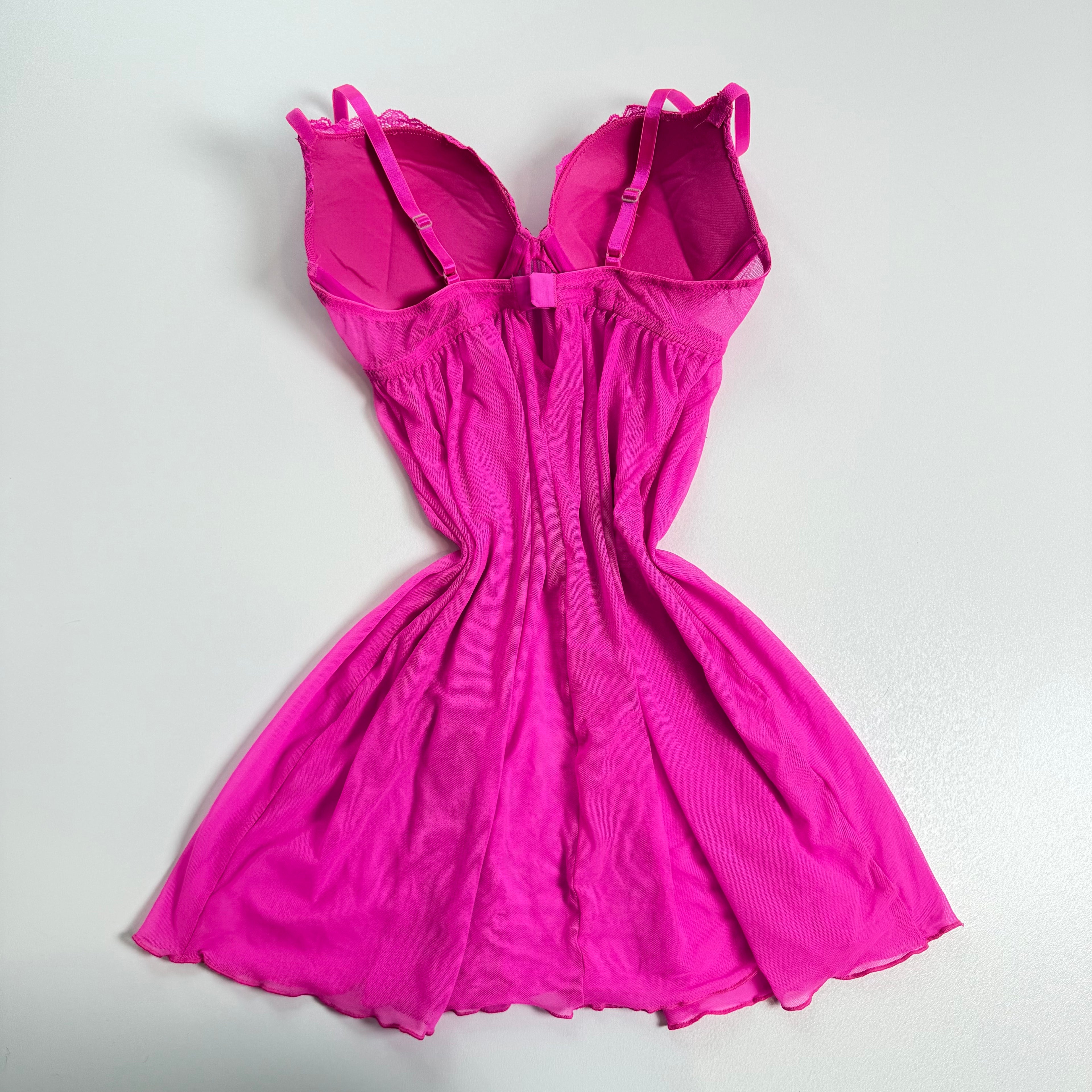 Vintage Y2K pink lacy flowy babydoll size S/M