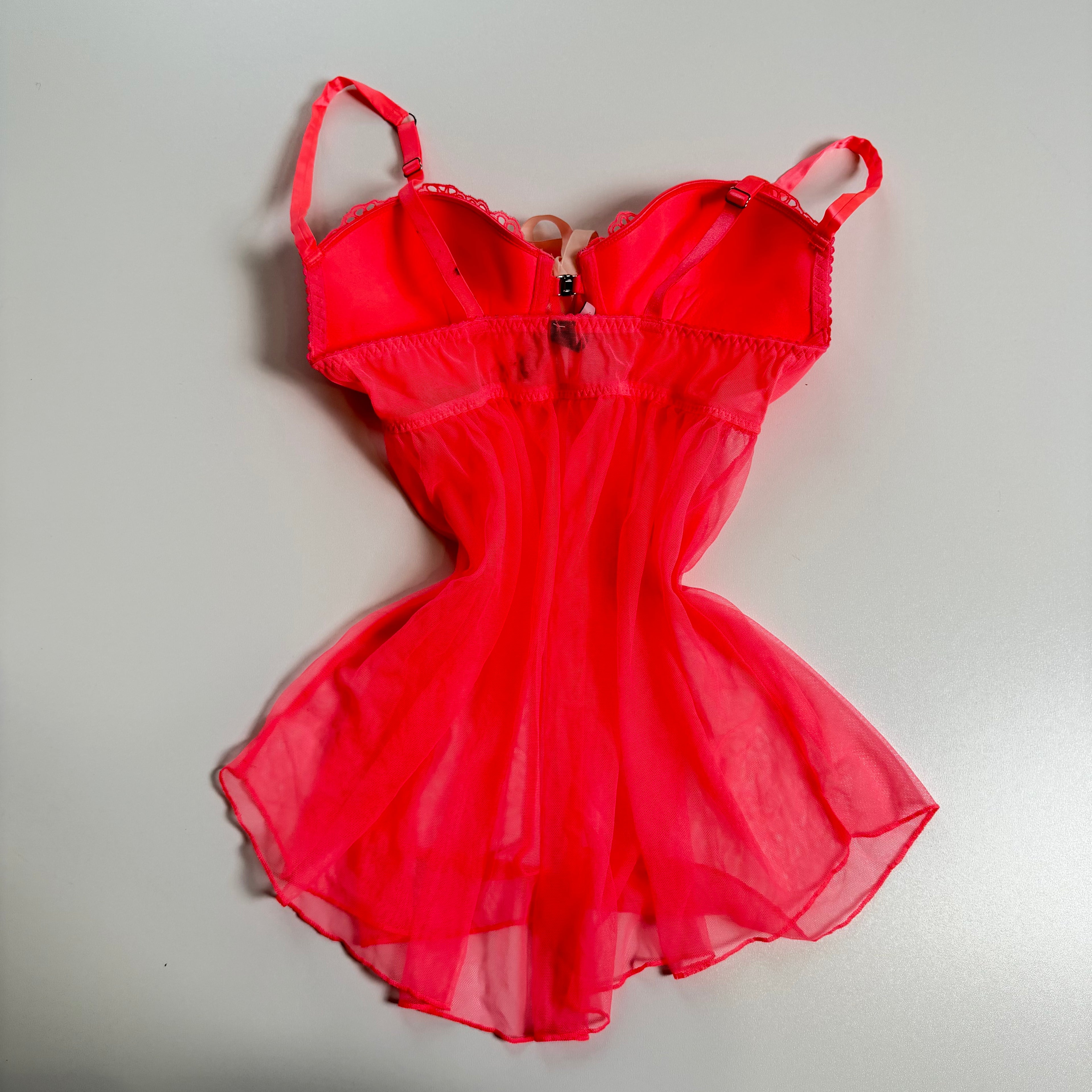 Vintage Y2K Victoria’s Secret coral babydoll size M