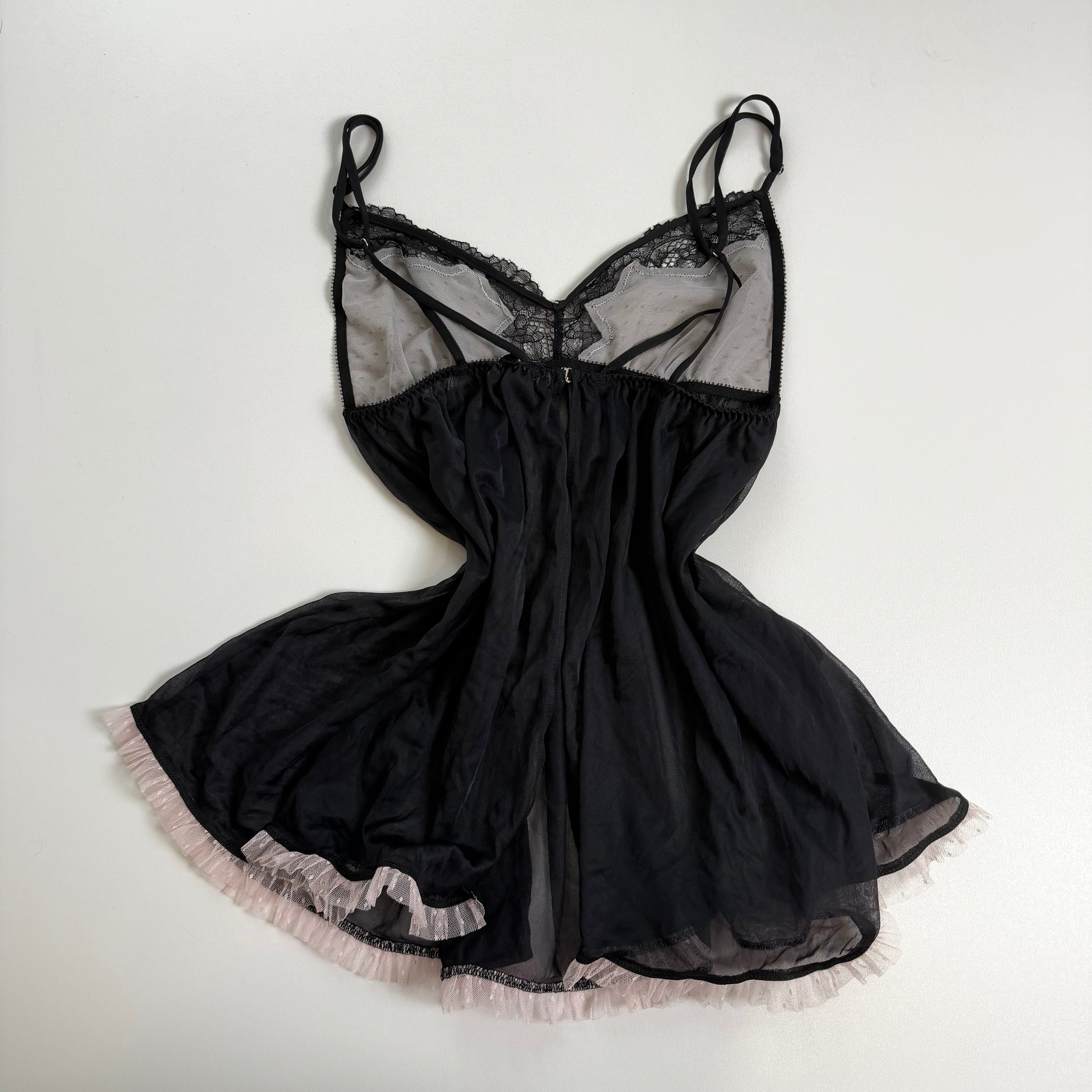 Vintage Y2K 2000s Victoria’s Secret black white flowy coquette babydoll size M