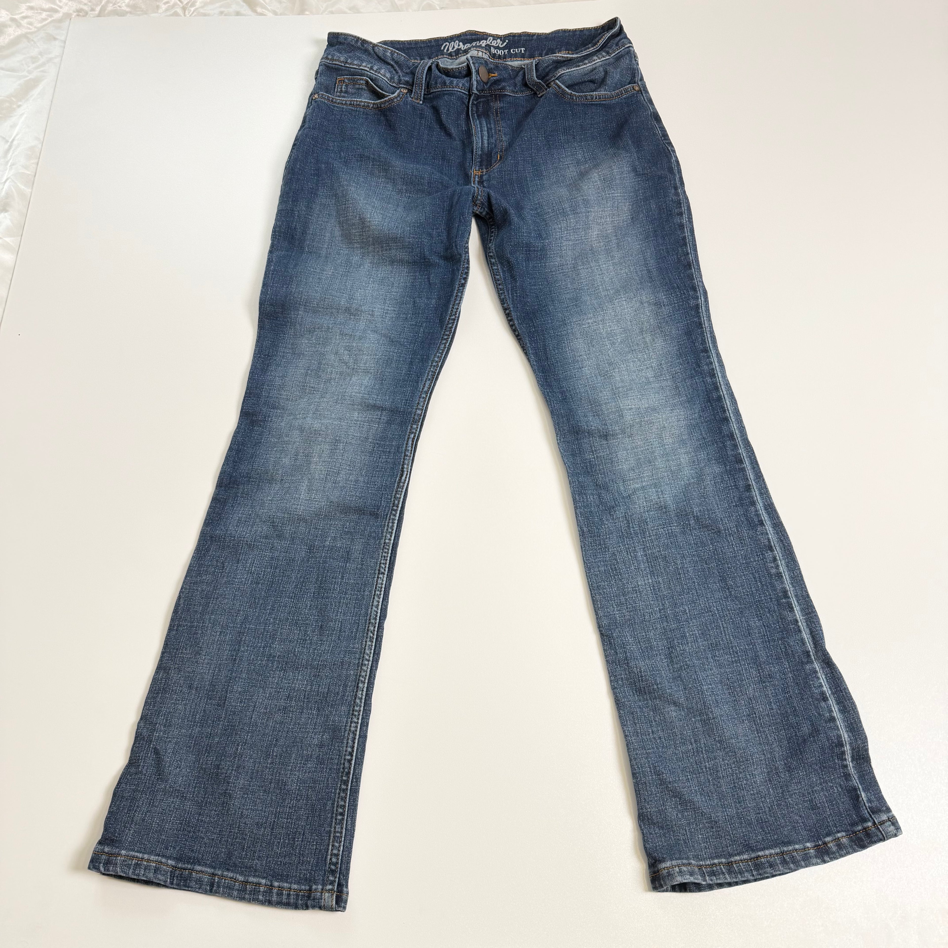 Vintage Y2K low rise flare jeans size S