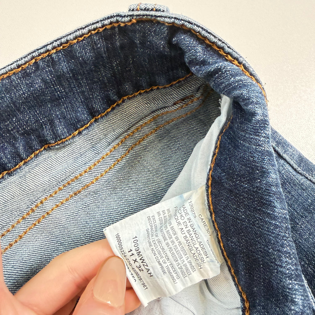 Vintage Y2K low rise flare jeans size S