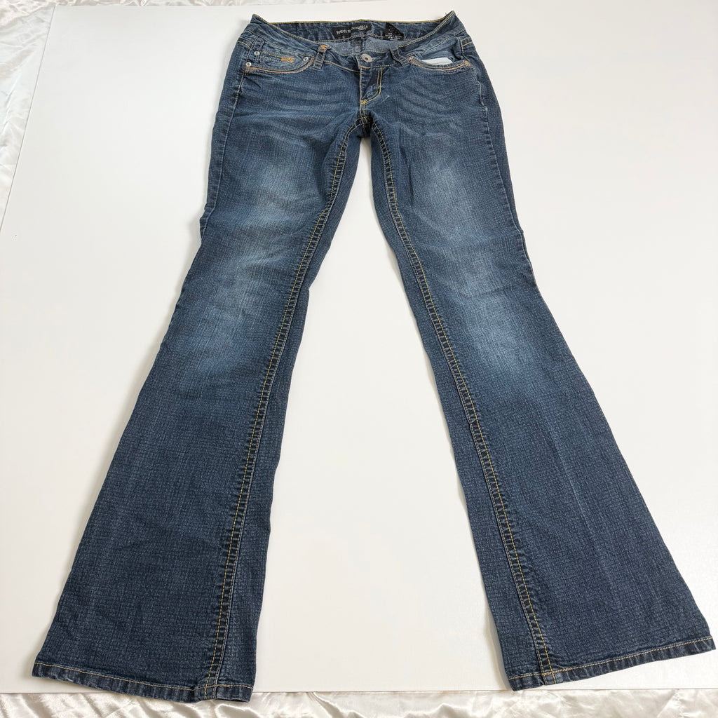 Vintage Y2K embroidered low rise flare jeans size XS/S