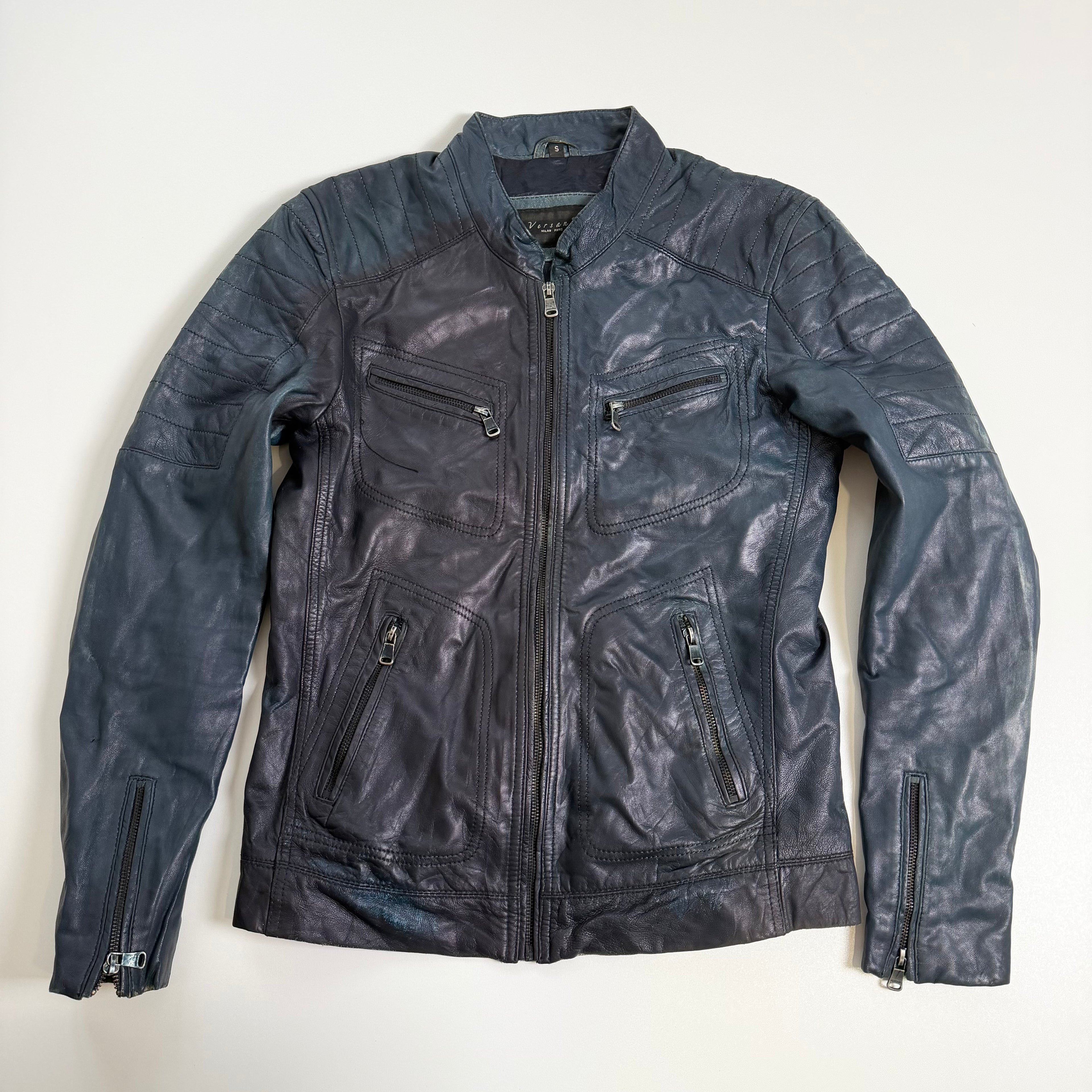 Vintage Y2K blue fitted leather jacket size M/L