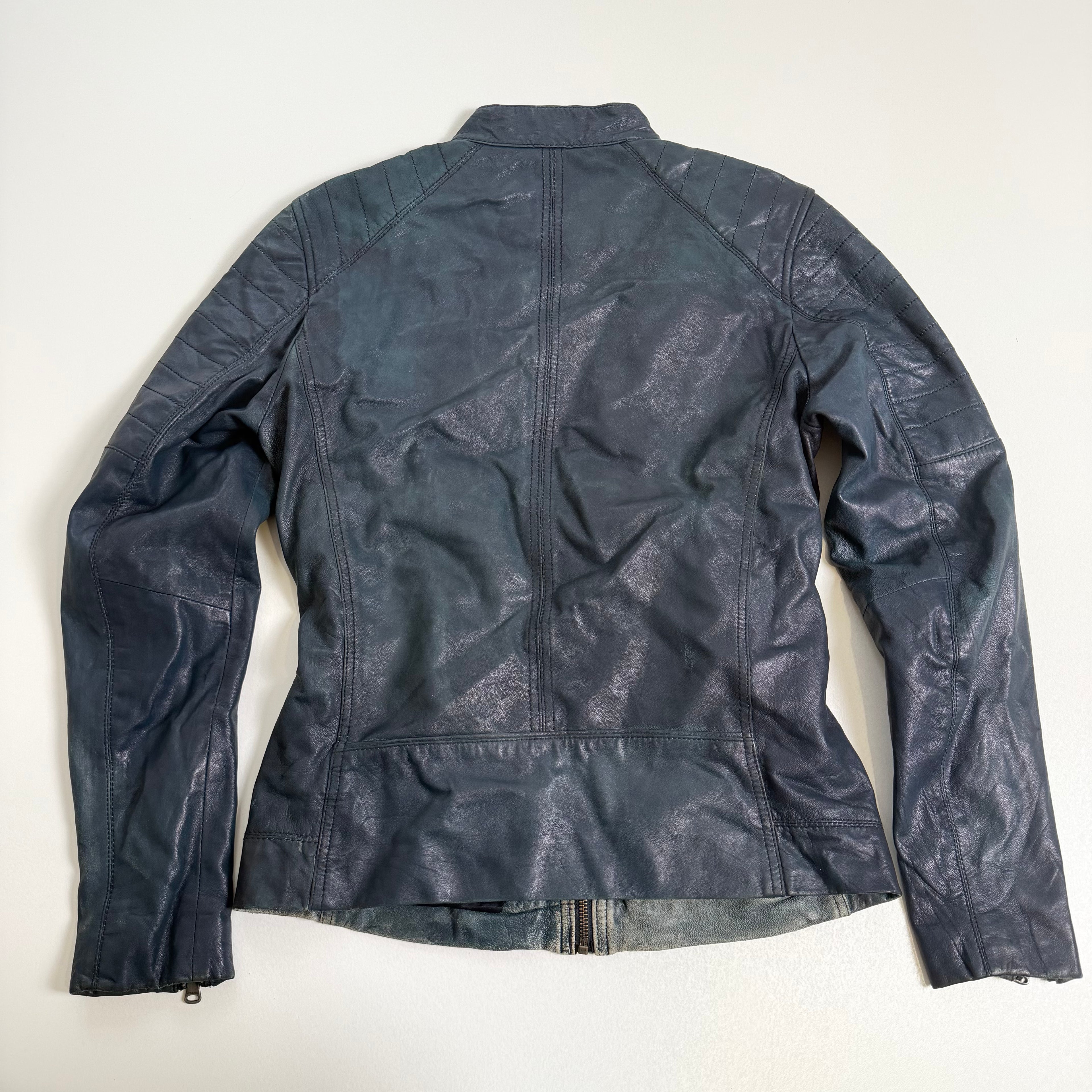 Vintage Y2K blue fitted leather jacket size M/L