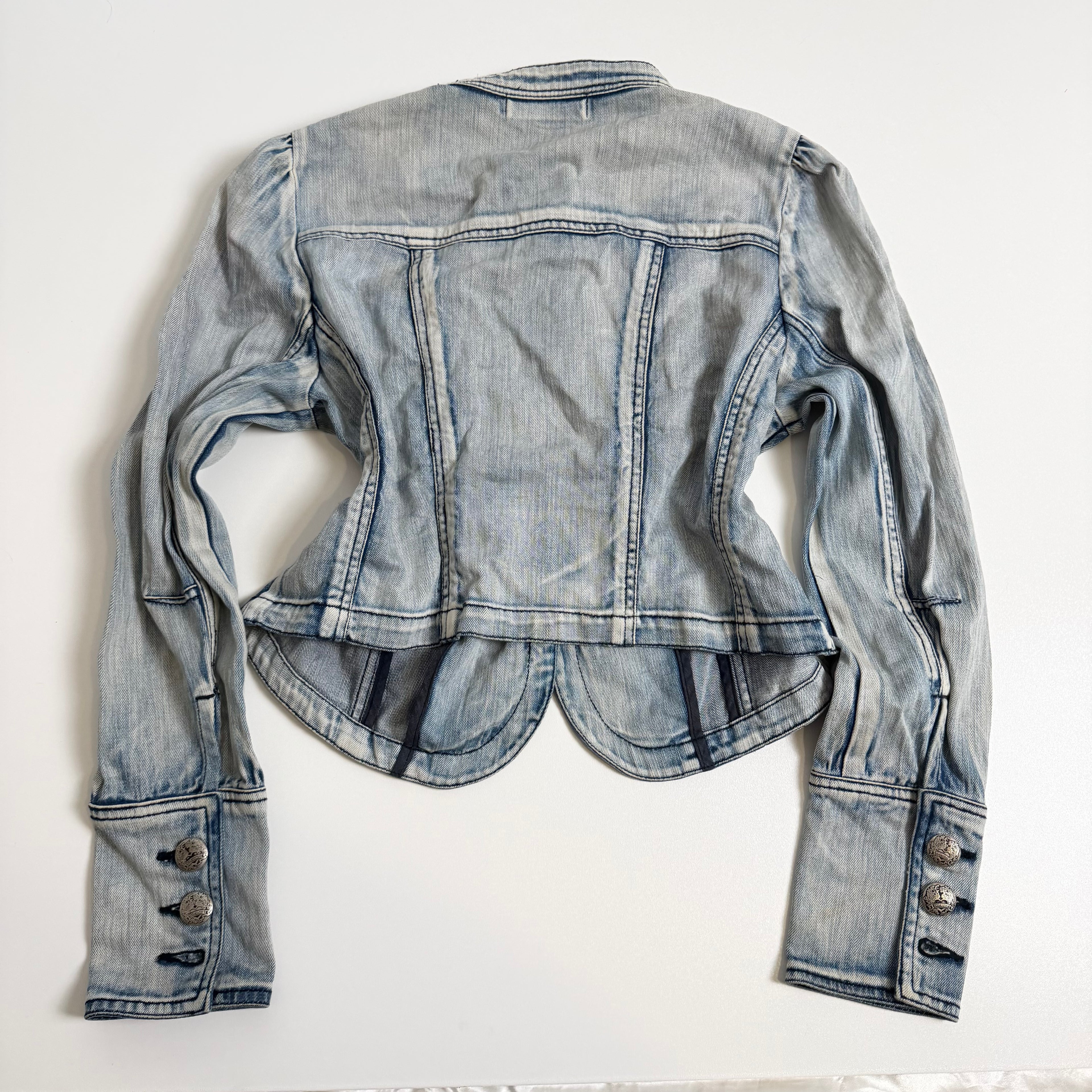 Vintage Y2K fitted button denim jacket size L