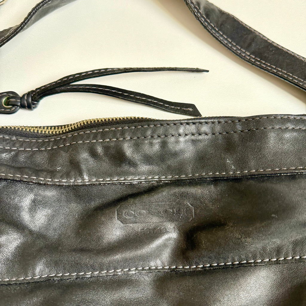 Vintage Y2K Coach black handbag