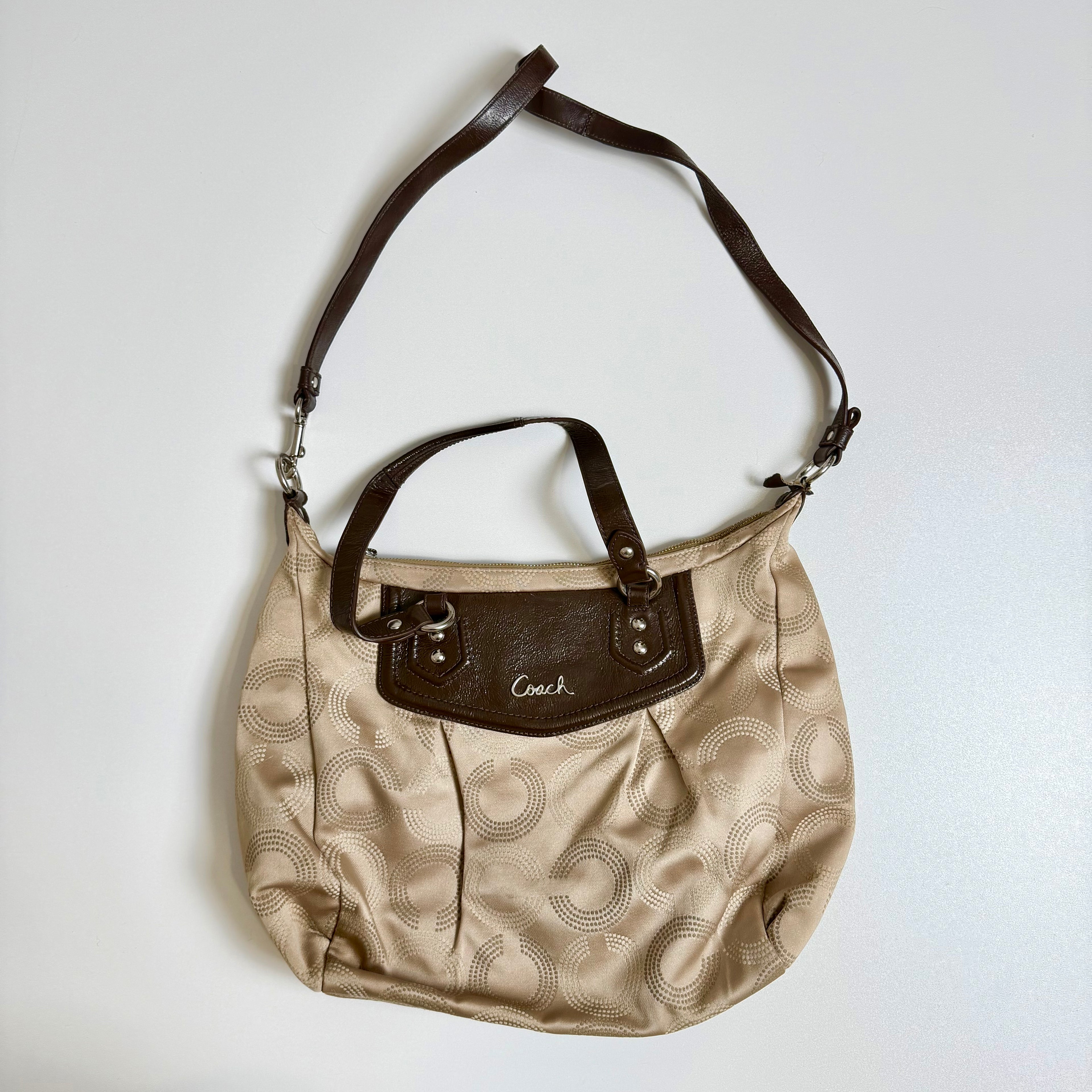 Vintage Y2K Coach monogram brown beige handbag