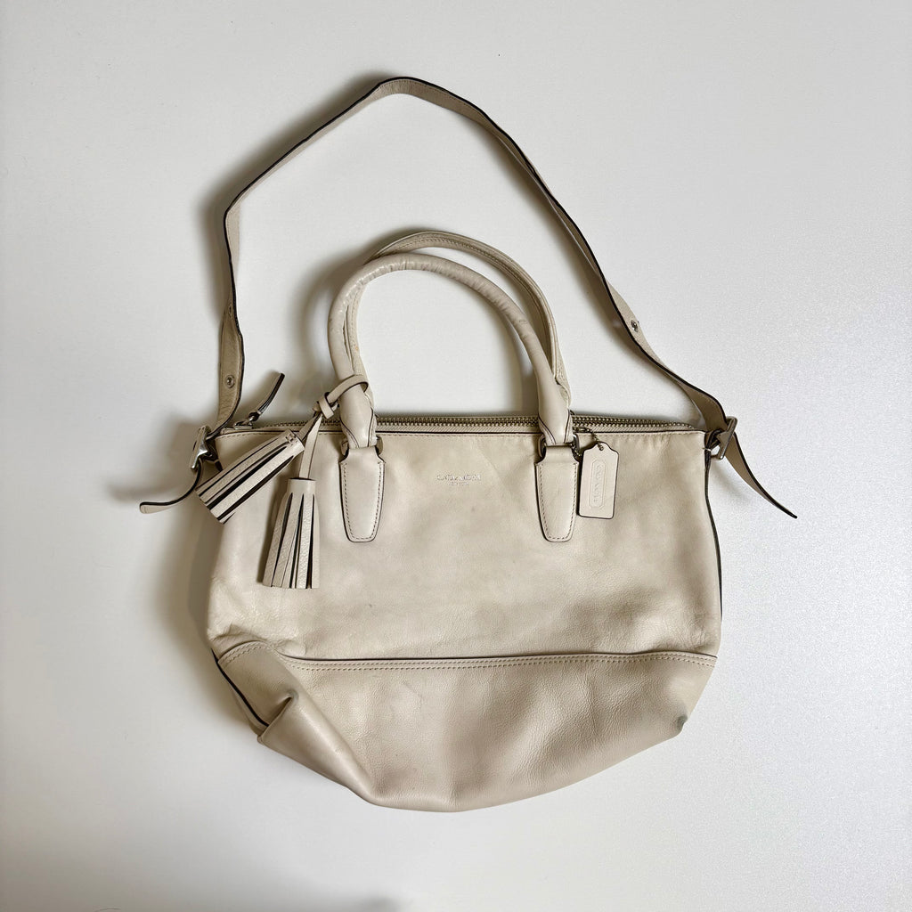 Vintage Y2K white/cream Coach handbag