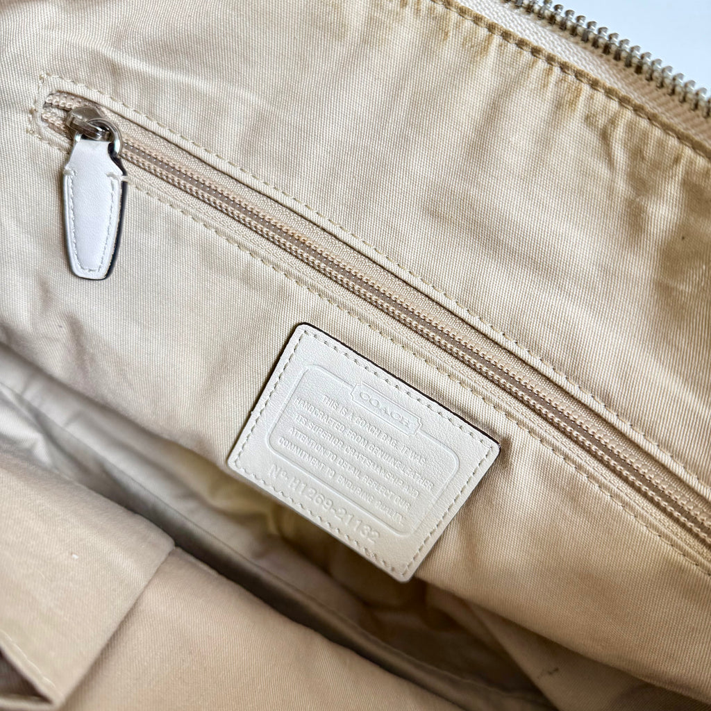 Vintage Y2K white/cream Coach handbag