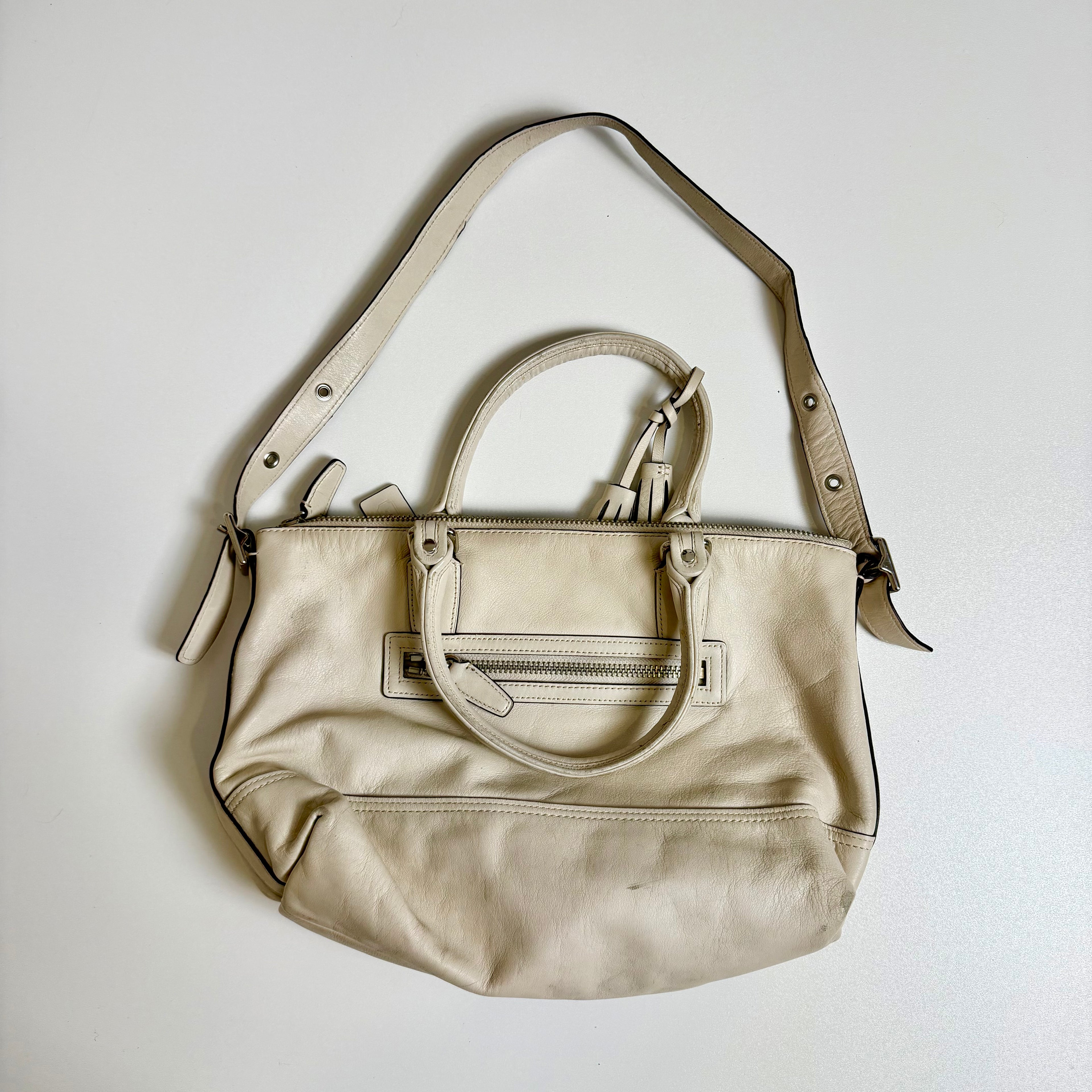 Vintage Y2K white/cream Coach handbag
